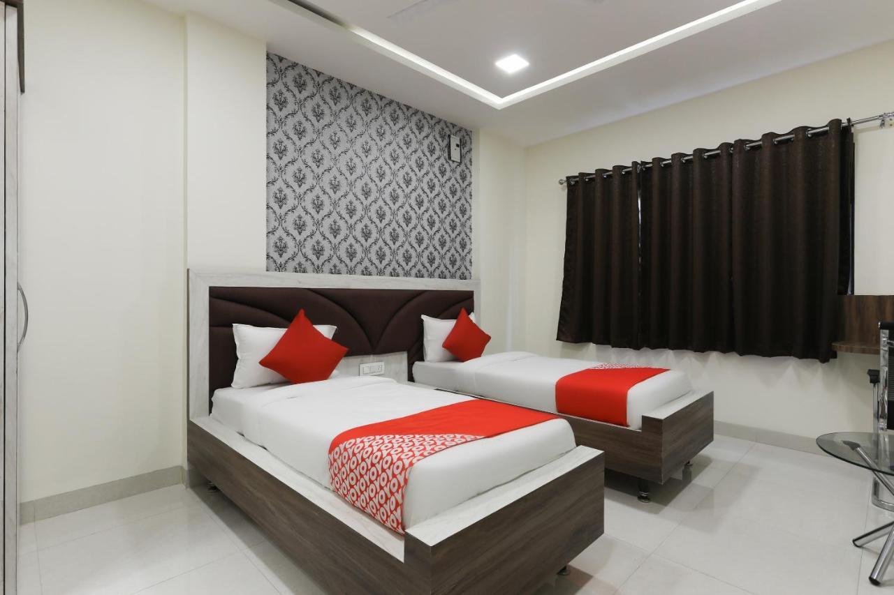 Отель Oyo 60577 Sukhmani Residency Индаур Экстерьер фото